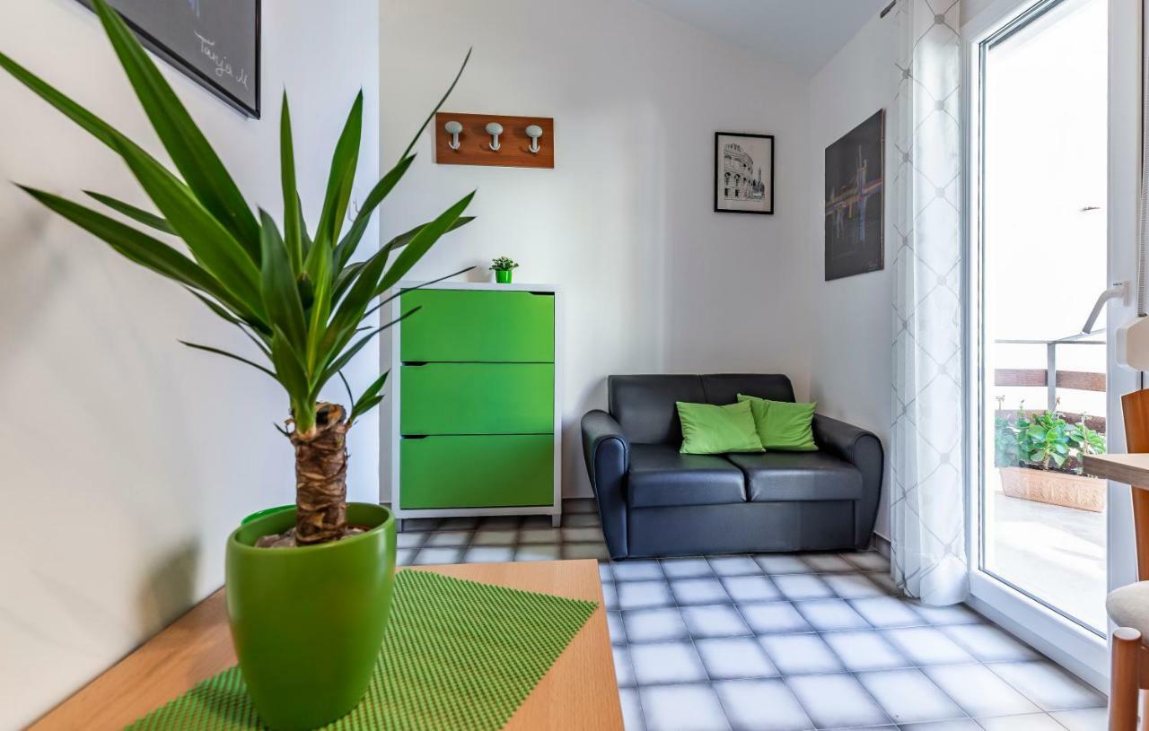 Apartment Denis Medulin Exteriör bild